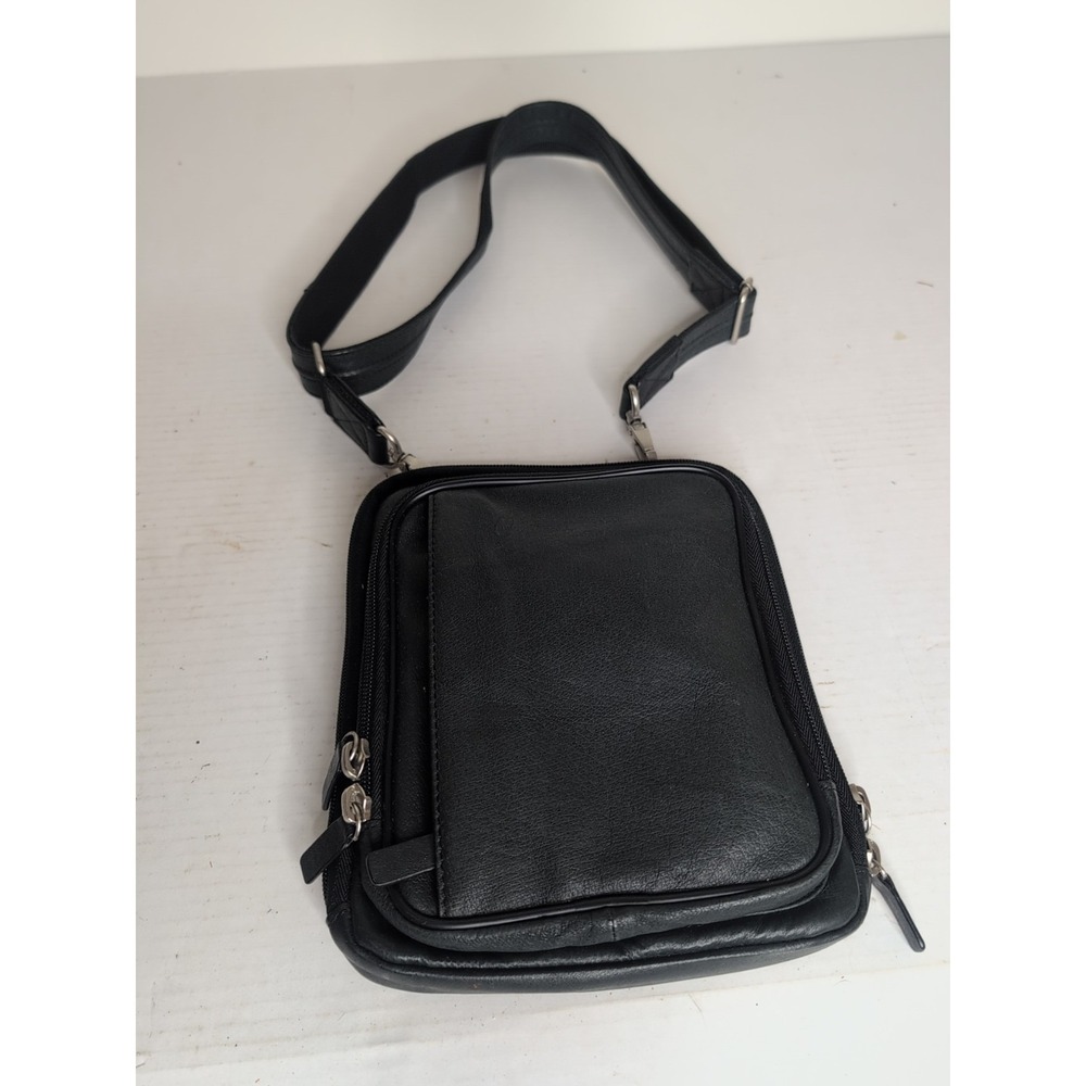 Gun Tote'n Mamas Concealed Carry Women's Handbag Black Leather Tote Bucket Bag